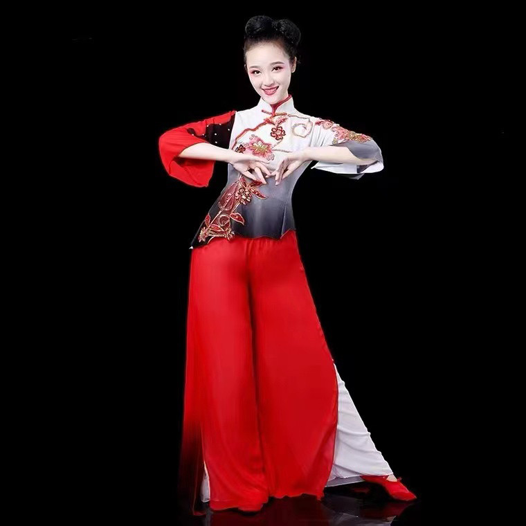 出租新款民族舞蹈服装大合唱梅花颂古典舞蹈服秧歌服团扇演出服