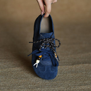 何其丑磨砂软牛皮软底德训鞋女春秋新款时尚休闲鞋真皮女鞋单鞋