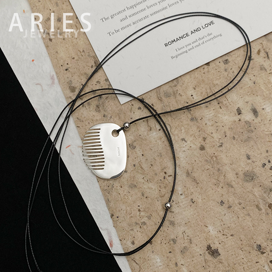Aries 简约时尚小梳子吊坠抽拉式项链S925纯银休闲可爱百搭毛衣链