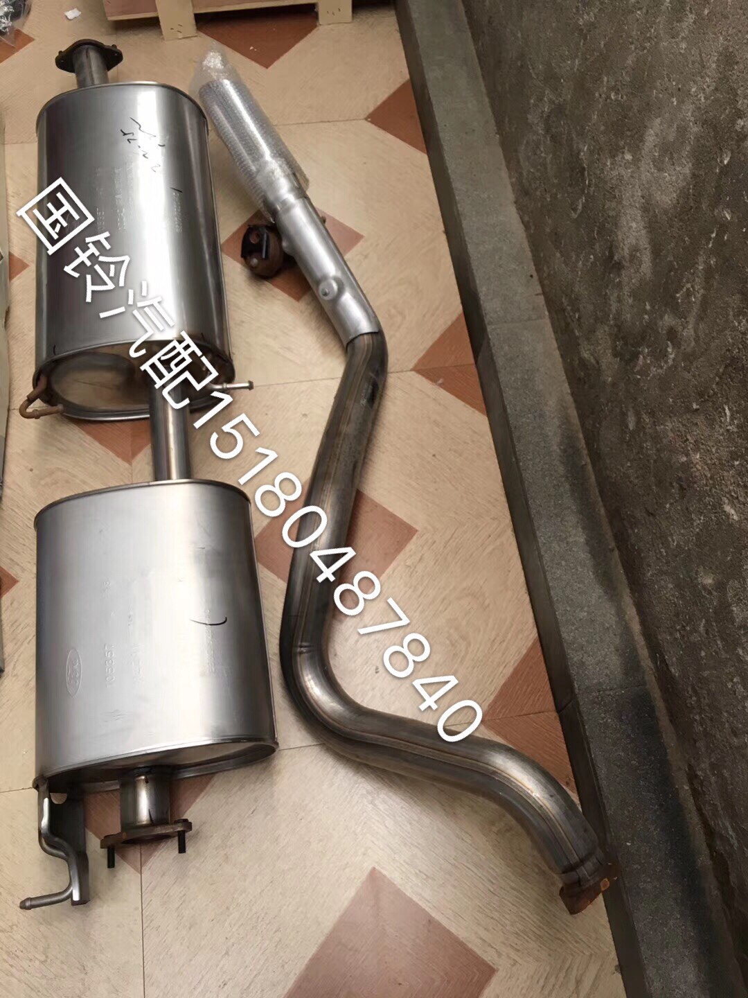 江铃撼路者的消声器 排气管 后排气管 排气尾管  尾管 原厂