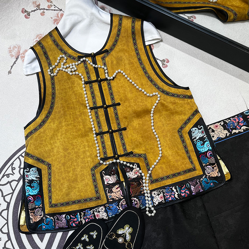 新中式马甲唐装汉服古装盘扣上衣