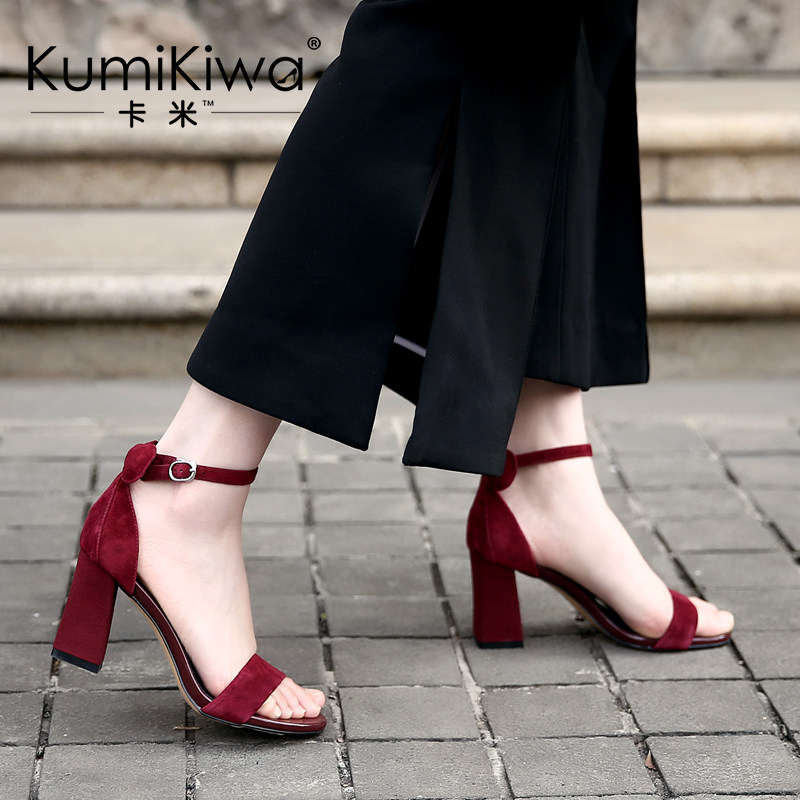 卡米女鞋2018夏季新款凉鞋羊反蝴蝶结露趾优雅粗跟一字带高跟鞋女