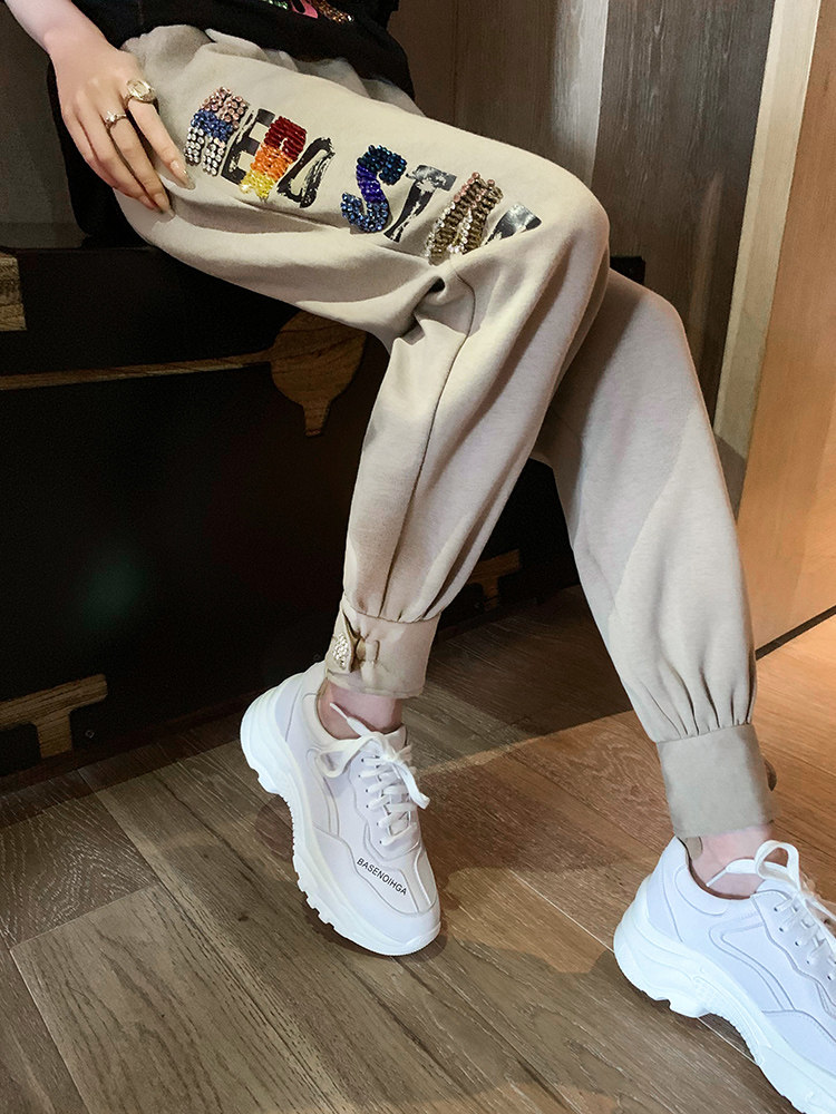 Sports casual pants women's 2020 autumn new European station heavy industry hot diamond loose slim drawstring leg guard pants Harun pants