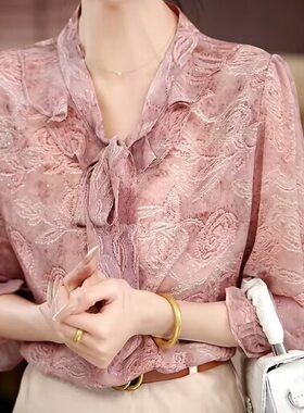 2026新款妈妈夏天蕾丝七分袖上衣中老年女装T恤百搭显瘦雪纺小衫
