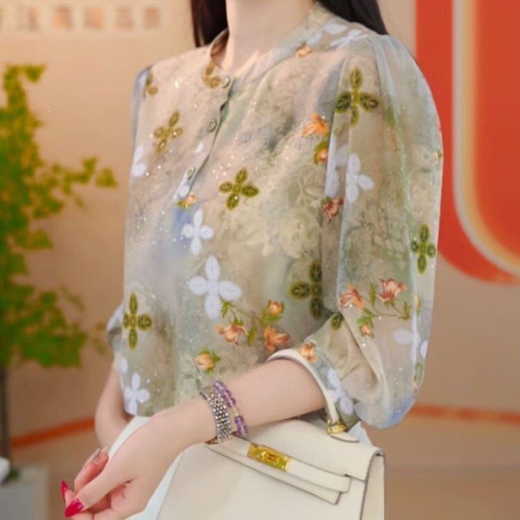 2026妈妈春夏新款七分袖碎花夏天上衣中老年女宽松洋气薄款T恤衫
