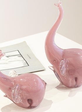 木南简约轻奢风格客厅玻璃桌面大象摆件酒柜玄关情侣送礼婚庆用品