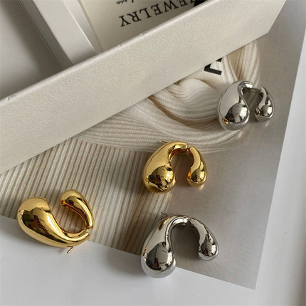 欧美ins博主同款 黄铜镀金设计感冷淡风小众百搭金属大小水滴耳环