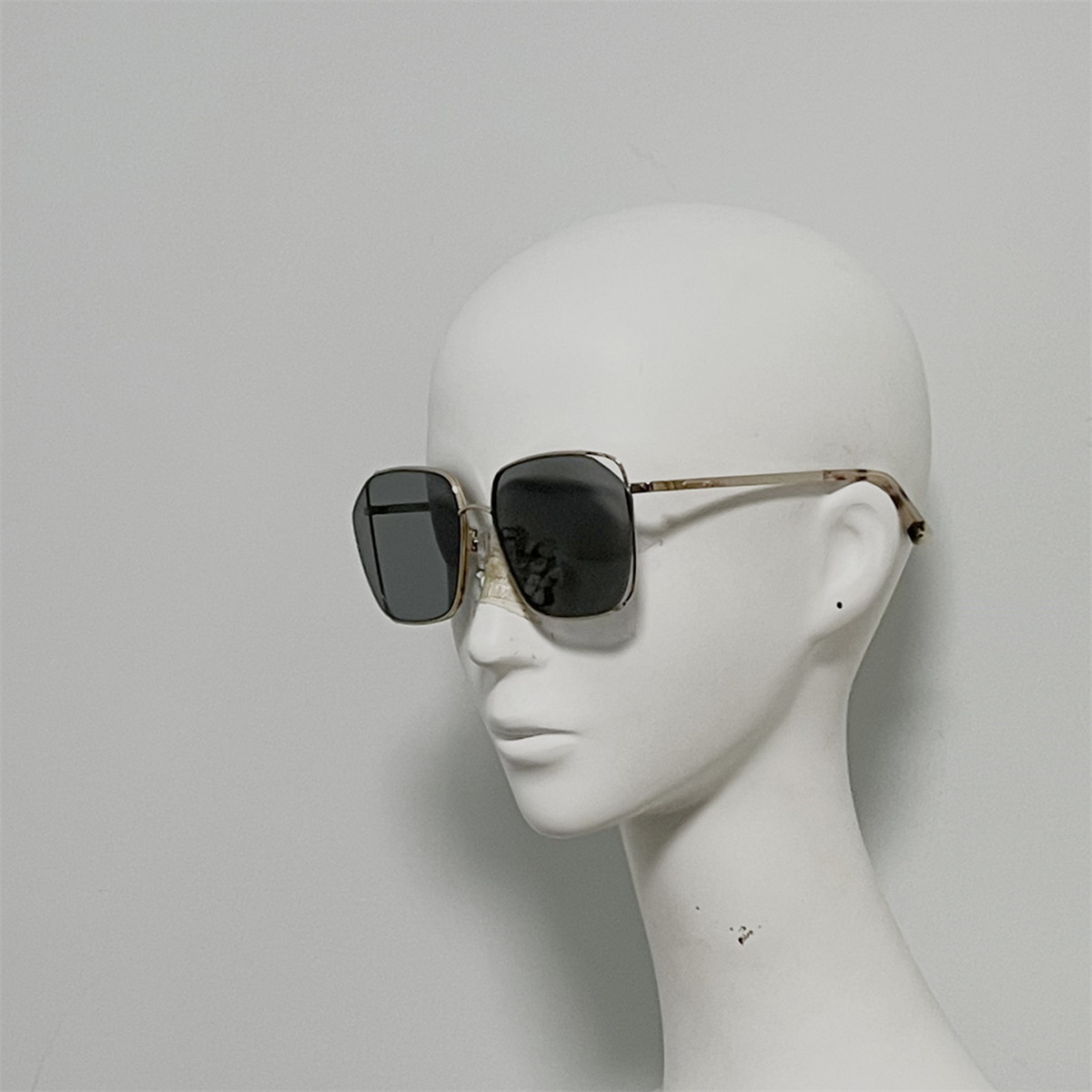 MQ0287 英伦鬼才设计师太阳镜 女式超大方框镂空设计墨镜 孤品INS