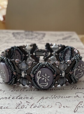 Star Dreams 莫奈花园｜ 丝绸紫复古花朵捷克珠手链羽毛扣