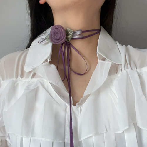 超仙紫色山茶花choker项链写真配饰晚宴风颈链小众设计感花朵绑带