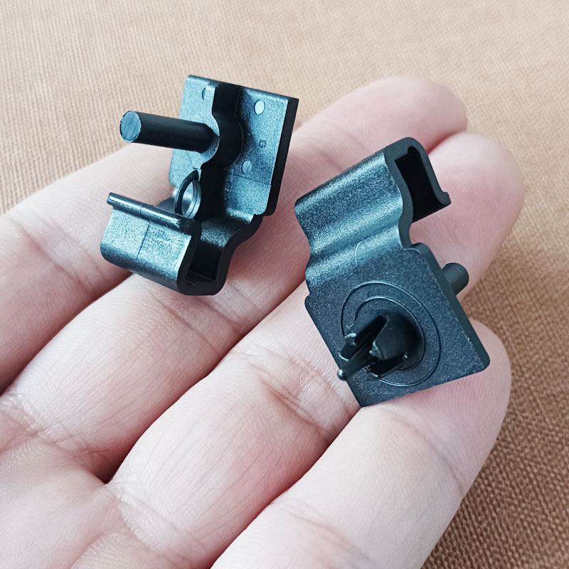 桑塔纳门板卡扣老捷达门里板普桑