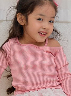 女童露肩洋气条纹长袖T恤 ERU韩国南大门童装代购2026春款儿童941