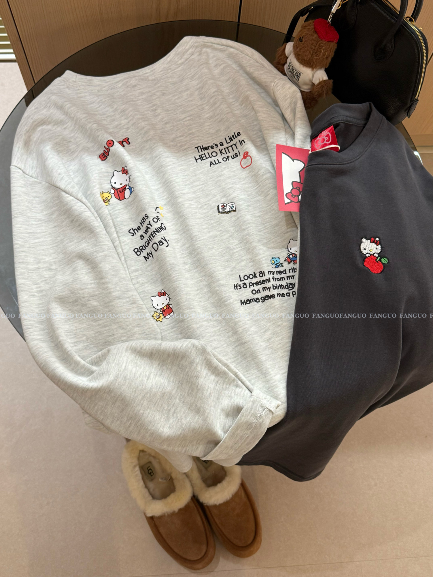 小猫纸袋装！hello kt猫刺绣 后背涂鸦字母保暖磨毛T恤打底上衣女