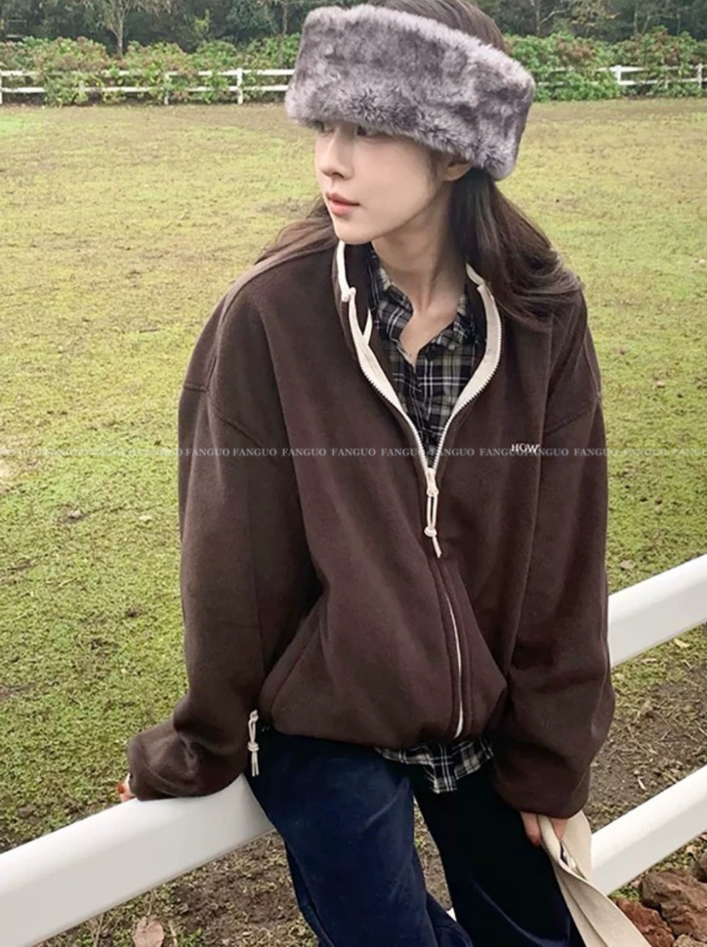 韩国howu* 复古慵懒风 刺绣立领拉链摇粒绒保暖外套女