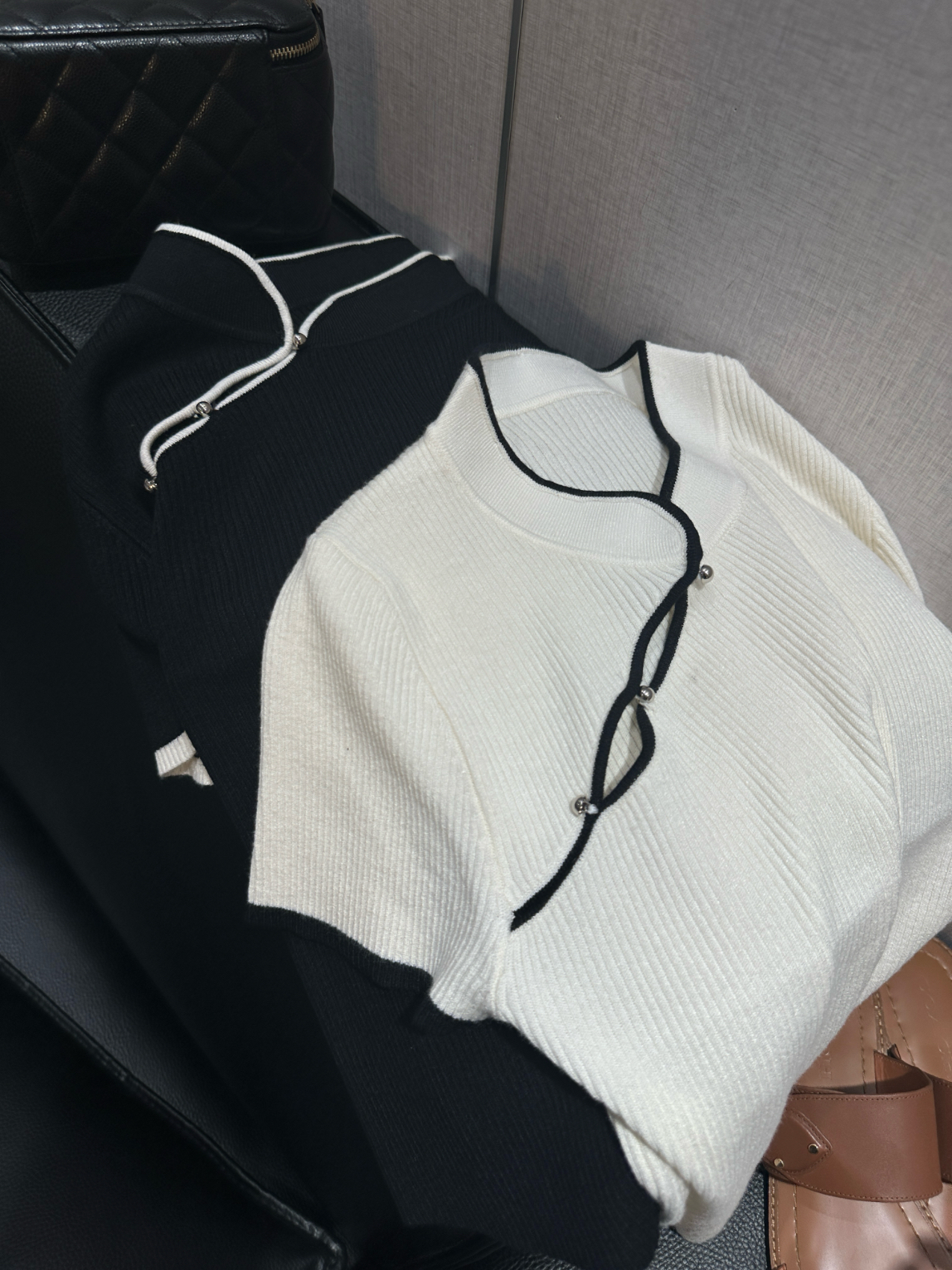 新中式 立领盘扣斜襟短款修身收腰针织衫上衣女 2024春夏款新款