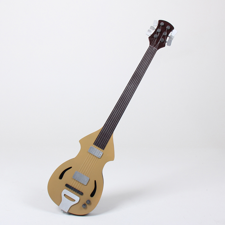 巴萨拉的吉他超时空要塞7ova