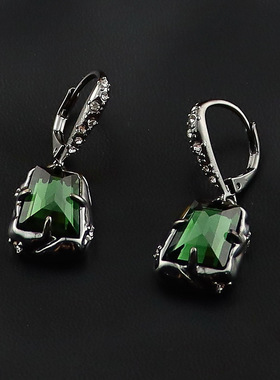 欧美鬼才AB设计师小众复古枪黑色镀金镶嵌绿宝石耳环中古个性