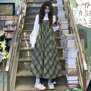 绿斜格纹毛呢背带裙套装 大码 胖mm森系蕾丝打底上衣 2025秋季 女装