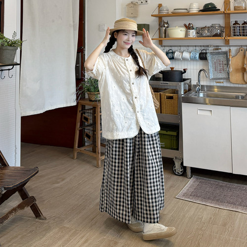 大码日系刺绣短袖格纹阔腿套装