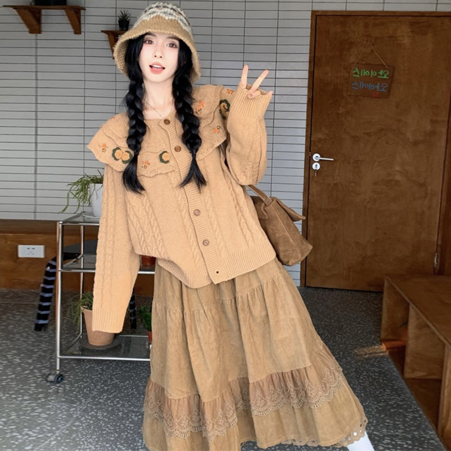 大码女装2025秋季胖mm时尚套装复古刺绣开衫毛衣外套+刺绣半身裙,女装/女士精品,大码套装,淘宝优惠券,粉丝福利购,淘宝优惠卷