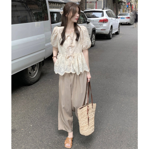 蕾丝勾花衬衫+腰阔腿裤显瘦套装