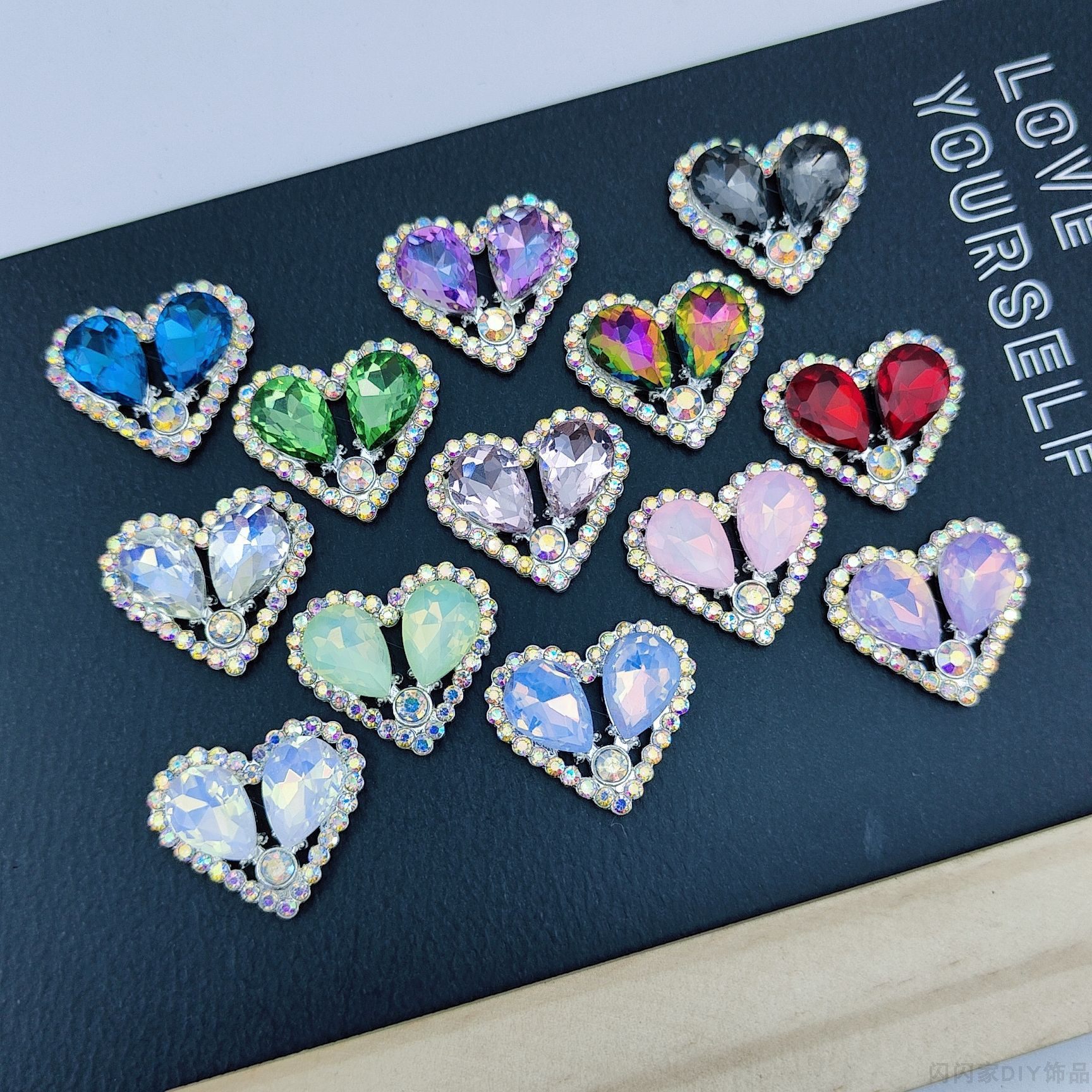 新款合金水晶彩钻爱心钻花扣 桃心饰品配件diy发饰手机洞洞鞋配饰,饰品/流行首饰/时尚饰品新,其他DIY饰品配件,淘宝优惠券,粉丝福利购,淘宝优惠卷