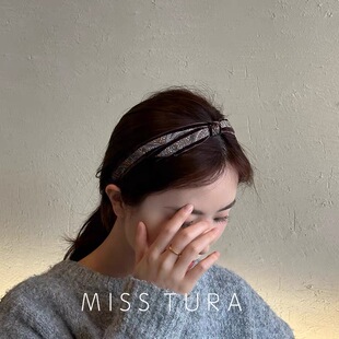 Miss Tura韩国进口东大门中间打结气质款窄边束发头箍拢发发卡