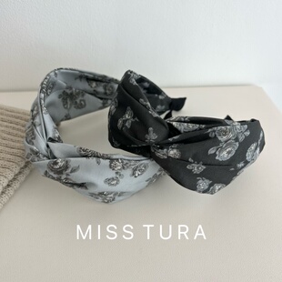 Tura韩国进口复古印花交叉打结发箍宽边压发头箍发卡 Miss