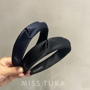 Tura韩国进口简约质感纯色缎面束发头箍发卡 Miss