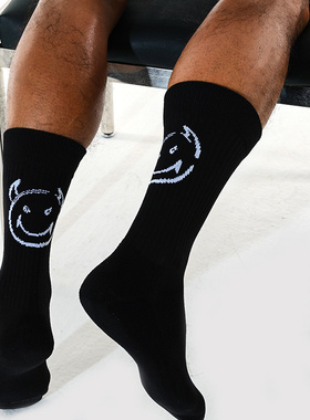 sockkon 男士黑色小恶魔图案毛巾底运动袜精梳棉潮流男健身袜子