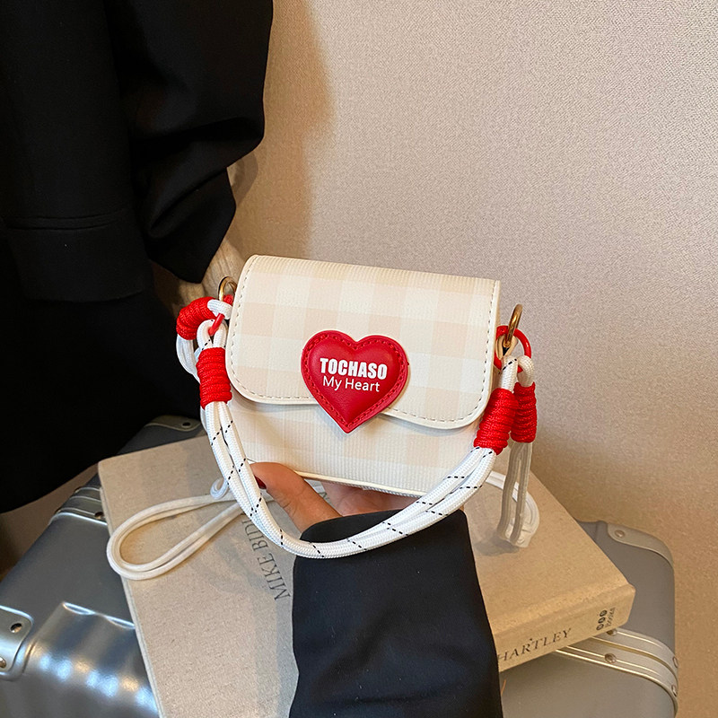 小众撞色儿童迷你斜挎包女孩手提单肩包时尚轻便百搭手提小挎包潮,玩具/童车/益智/积木/模型,斜挎包/拎包/腰包,淘宝优惠券,粉丝福利购,淘宝优惠卷