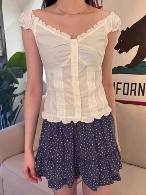 BM荷叶边百搭单排扣无袖T恤女