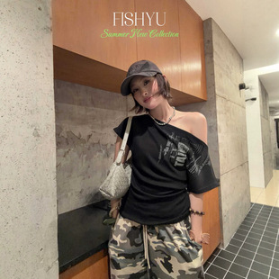 正品现货FISHYU夏季新款美式辣妹风字母印花高弹面料斜肩短袖t恤