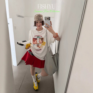 FISHYU夏季新款美式复古怀旧孩童油画风印花立体字母贴纸短袖t恤