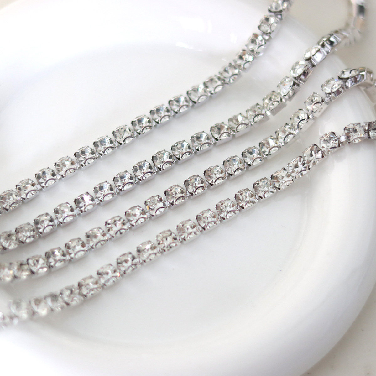 6mm双耳爪链防勾丝白色玻璃水钻链条DIY手工裙子领口装饰钻,饰品/流行首饰/时尚饰品新,链条,淘宝优惠券,粉丝福利购,淘宝优惠卷