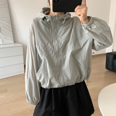 2025新款凉感速干连帽休闲防晒衣女夏季宽松百搭纯色拉链短外套
