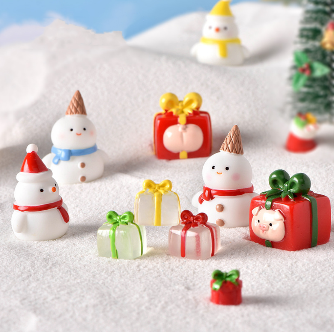 圣诞节礼盒圣诞老人麋鹿礼物铃铛圣诞猪蛋筒雪人树脂蛋糕装饰摆件,节庆用品/礼品,节日装扮用品,淘宝优惠券,粉丝福利购,淘宝优惠卷