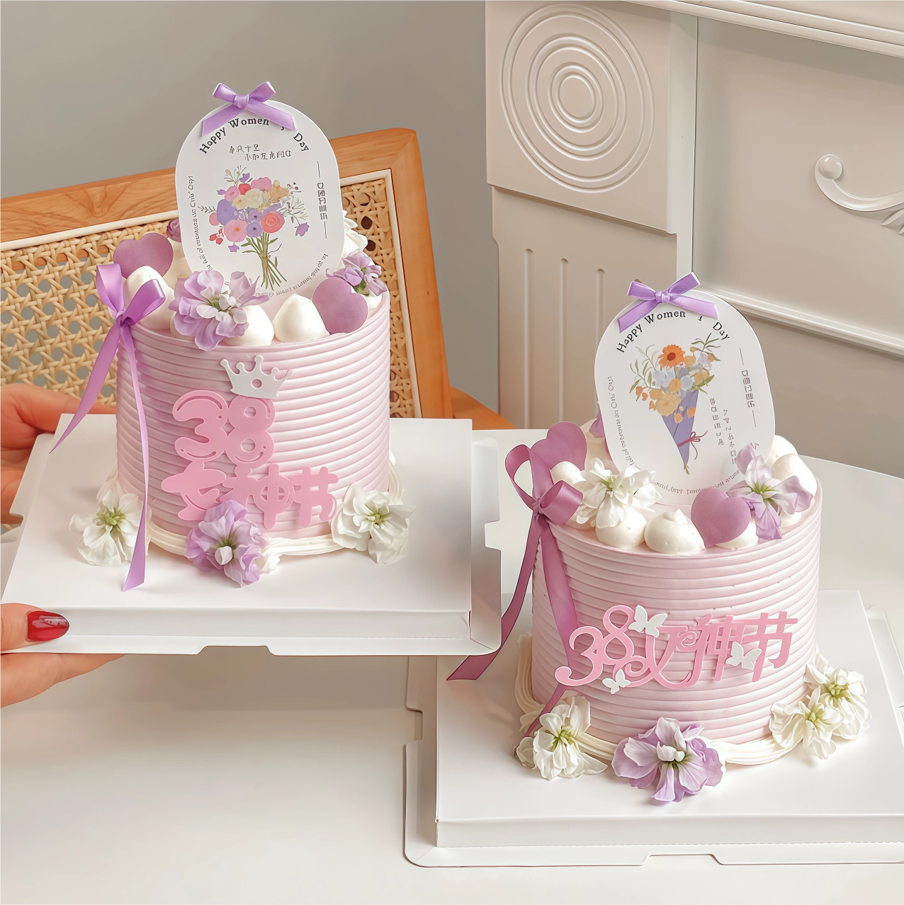 38女神节快乐蛋糕装饰插牌亚克力花queen插件紫罗兰色蝴蝶结丝带