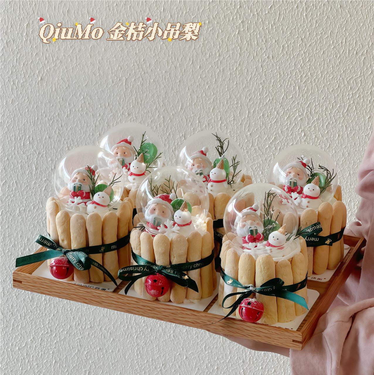2025秋茉圣诞节九宫格蛋糕装饰摆件树脂圣诞老人雪人小玻璃罩摆件