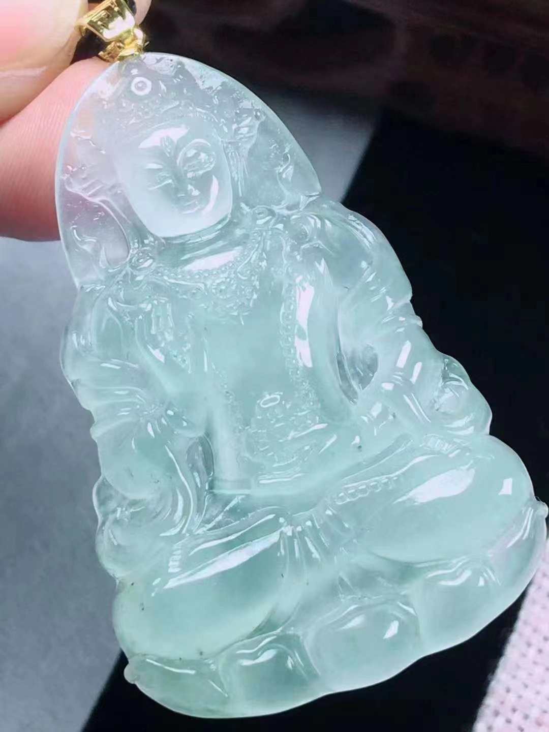 缅甸天然a货翡翠老坑高冰种精美18k金扣头镶嵌冰晴水度母观音吊坠
