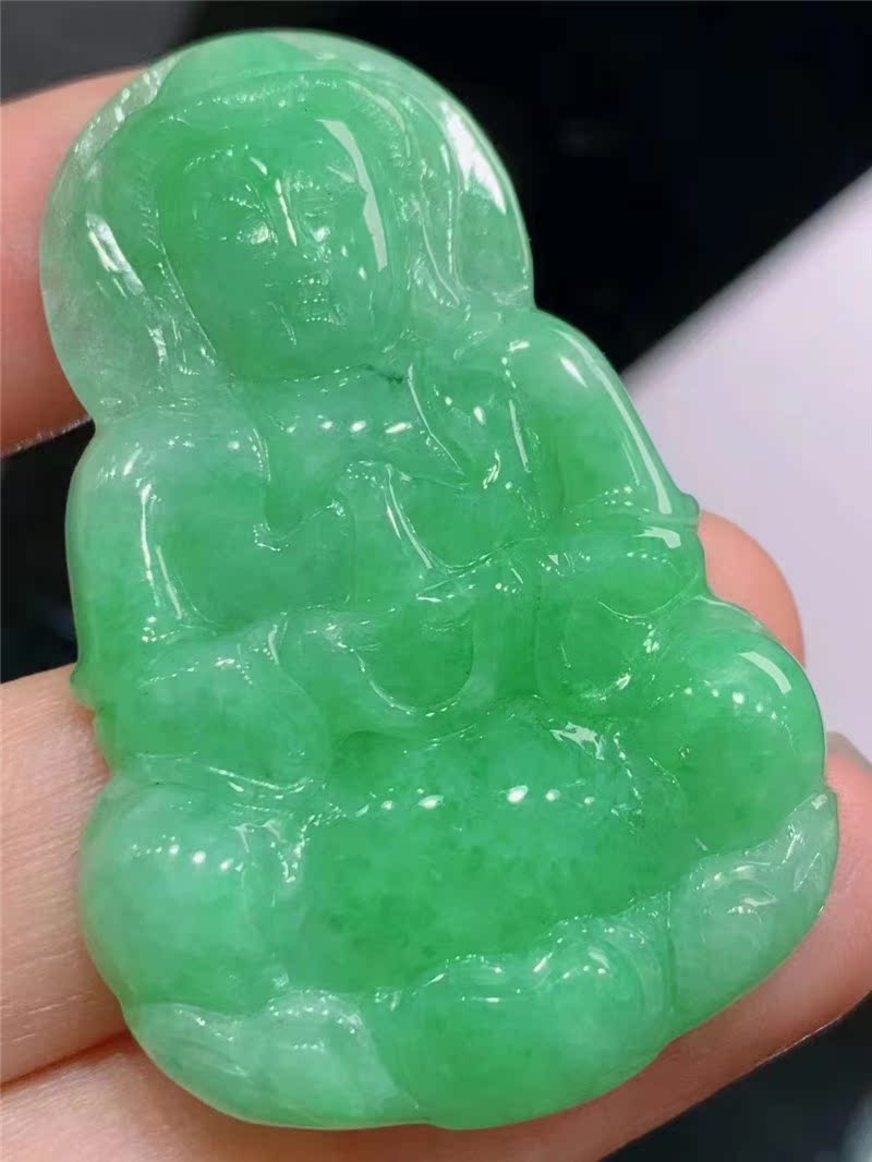 缅甸a货翡翠玉观音菩萨男女款挂件满绿老坑冰糯正装观音翡翠吊坠