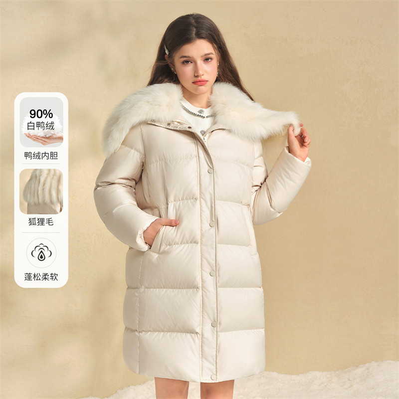 狐狸毛领白鸭绒羽绒服外套