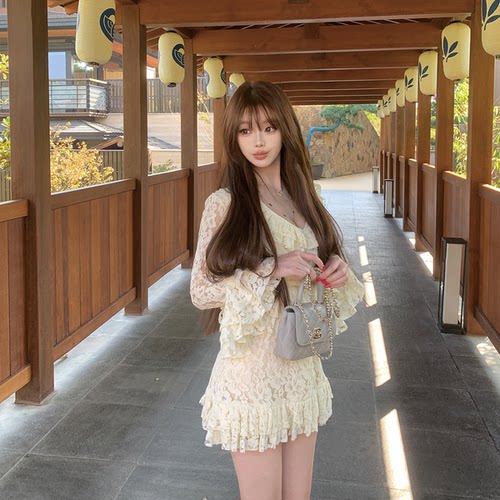 LINBOUTIQUE提花蕾丝连衣裙女