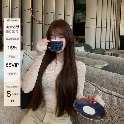 LINBOUTIQUE弹力圆领紧身打底衫