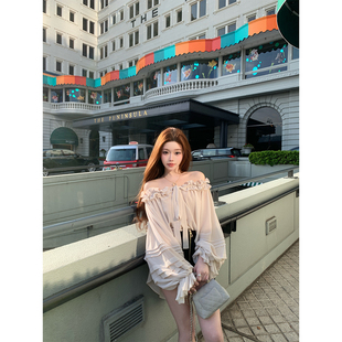 r印花荷叶边上衣衬衫 短裤 LIN 两件套春新款 套装 BOUTIQUE