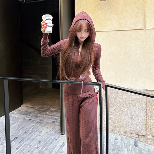 LINBOUTIQUE针织套装