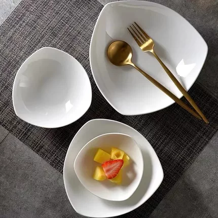 骨瓷英寸餐具三角高级盘子菜盘纯白餐盘家用沙拉碟子陶瓷异形创意