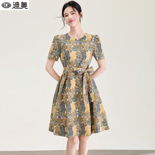 迪奥小众轻奢法式小个子连衣裙夏
