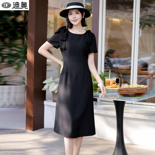 迪奥高级感连衣裙女正式场合裙子