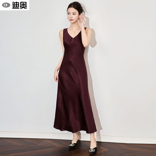 迪奥时髦简约通勤连衣裙名媛礼裙